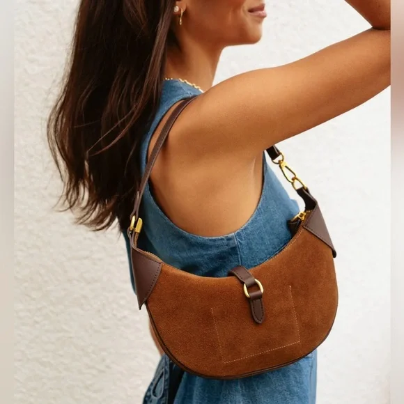 Cupcakes 🧁 and Cashmere Vintage Cowhide Crescent Bag - Picture 4 of 10